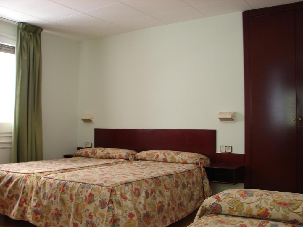 Hostal Del Ripolles Pokój zdjęcie